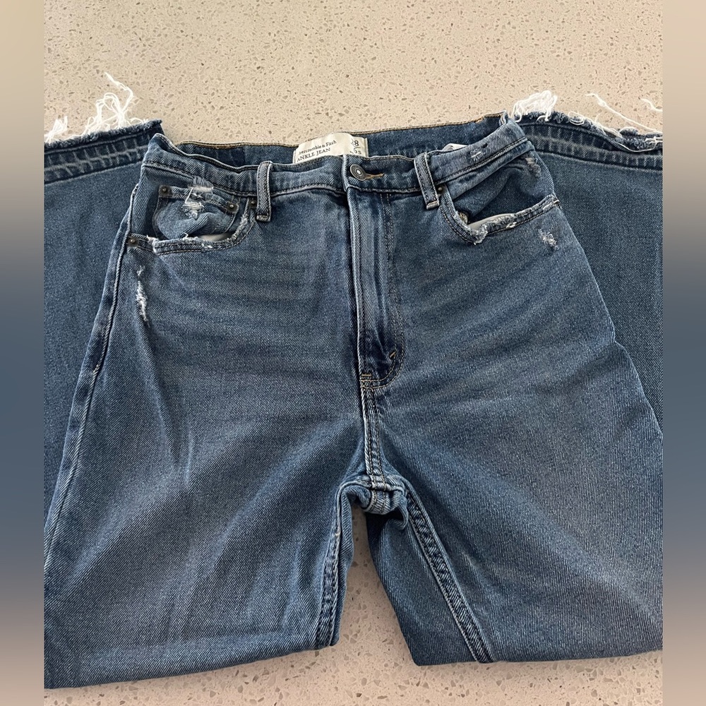 Abercrombie & Fitch High Rise Ankle Jeans